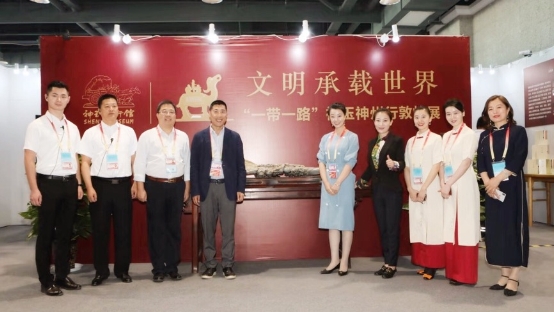 神玉艺术馆“文明承载世界一带一路神玉神州行敦煌展”轰动丝路万众热捧